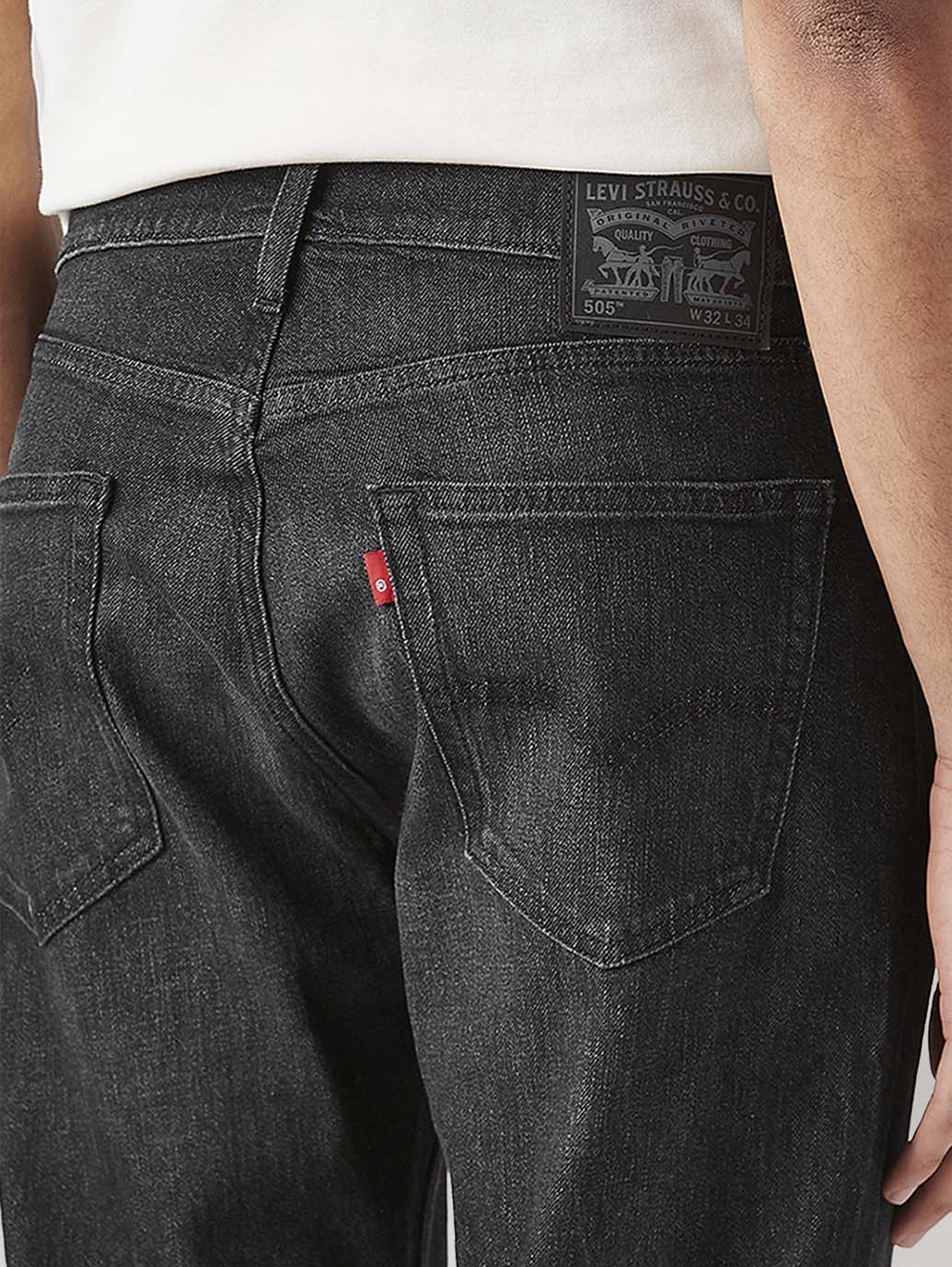 Men's 505 Black Straight Fit Mid Rise Jeans