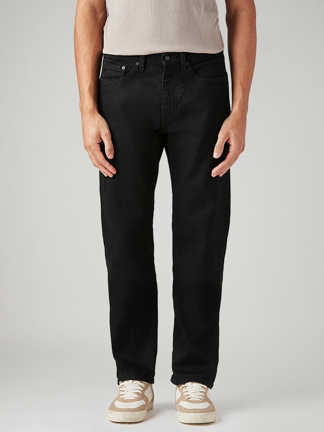 Men's 505 Black Straight Fit Mid Rise Selvedge Jeans