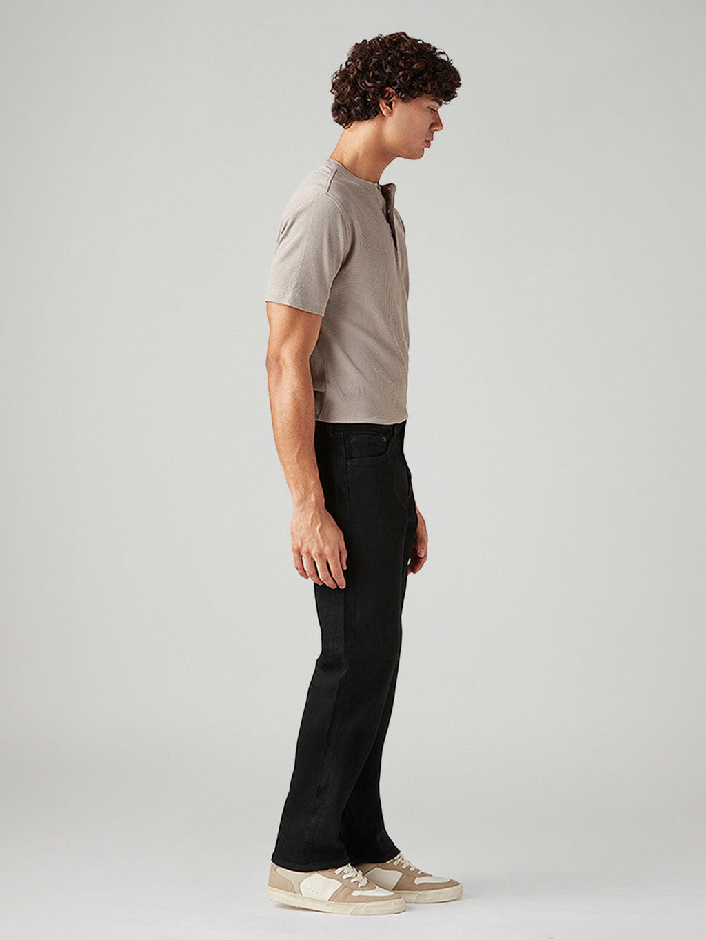Men's 505 Black Straight Fit Mid Rise Selvedge Jeans
