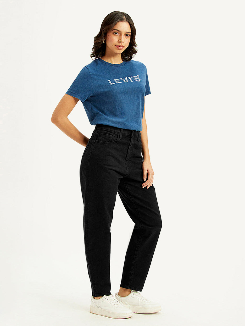 Women's Black Loose Tapered Fit High Rise Jeans