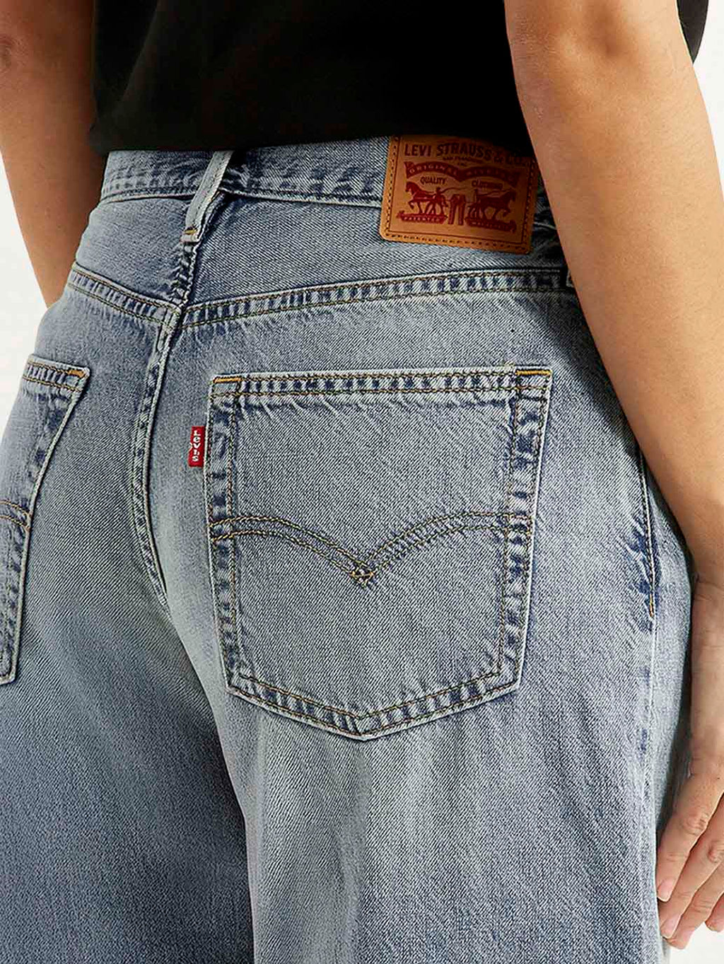 Women's Tinted Med Indigo XL Straight Loose Fit Mid Rise Jeans