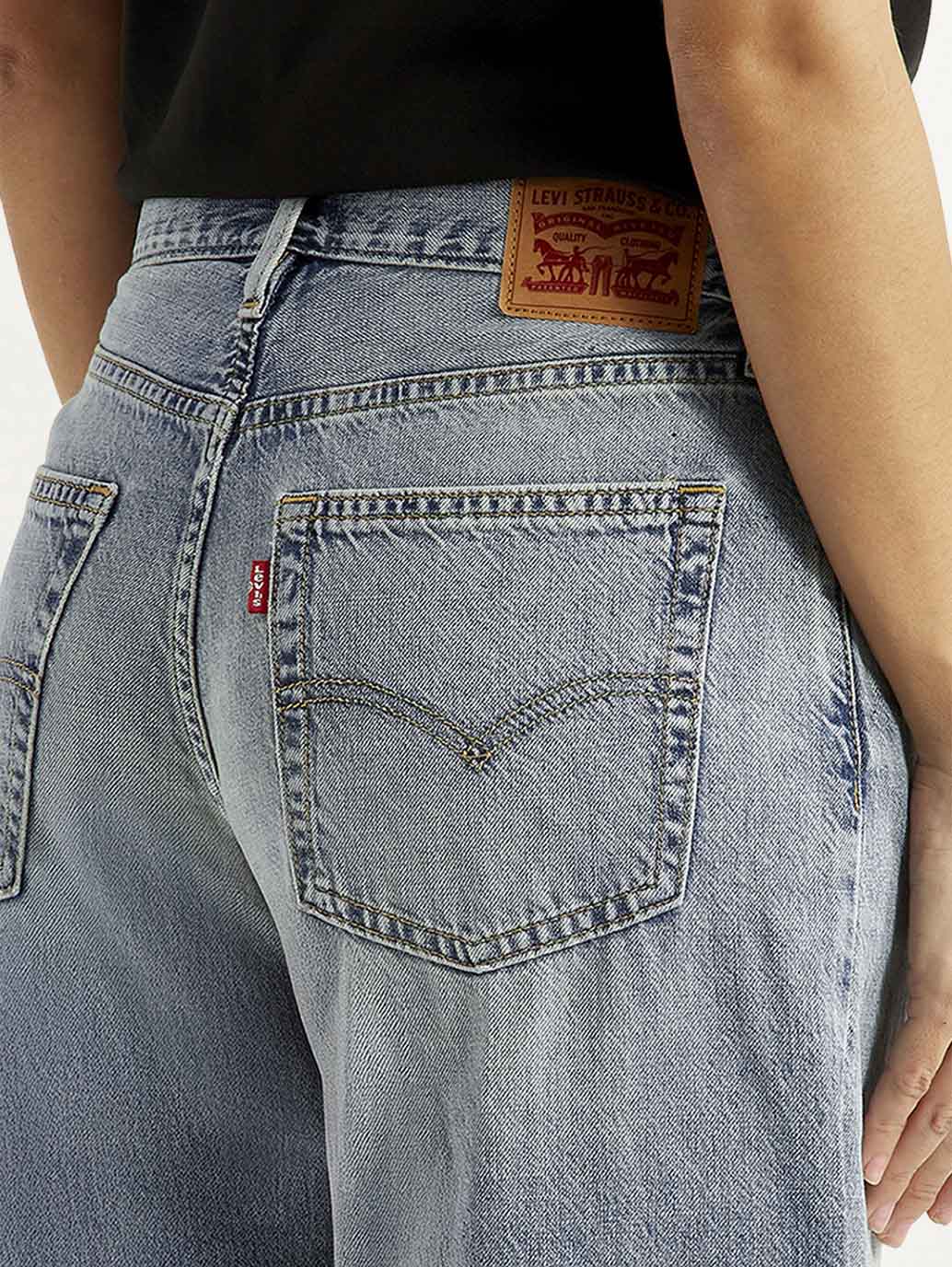 Women's Tinted Med Indigo XL Straight Loose Fit Mid Rise Jeans