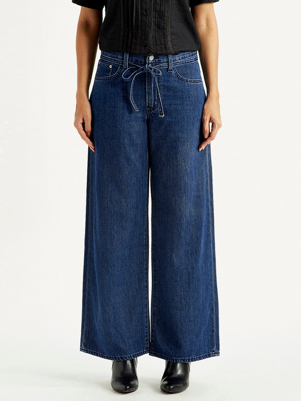 Women's Med Indigo XL Straight Loose Fit Mid Rise Jeans