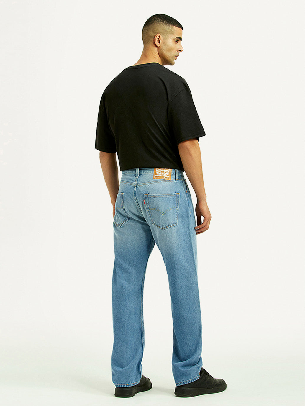 Men's 555 Light Blue Relaxed Straight Fit Mid Rise Jeans