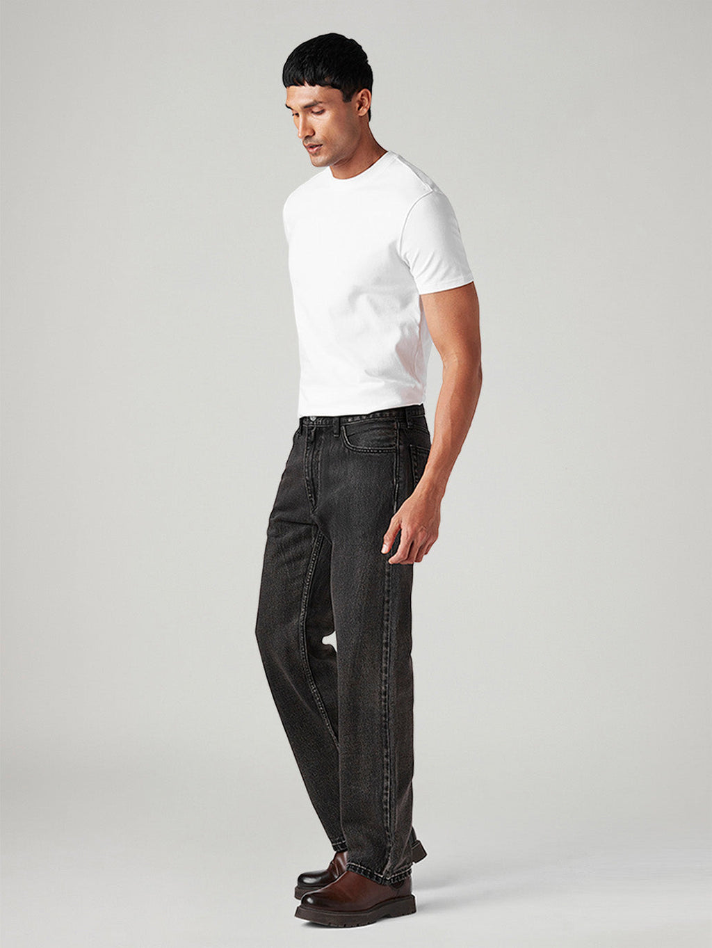 Men's 568 Charcoal Grey Loose Fit Mid Rise Tinted Jeans
