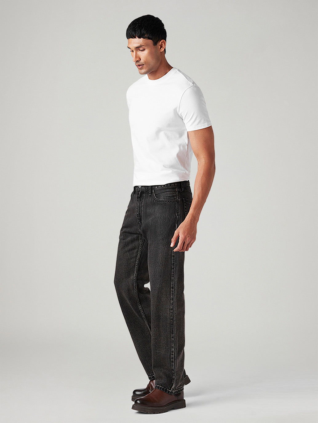 Men's 568 Charcoal Grey Loose Fit Mid Rise Tinted Jeans