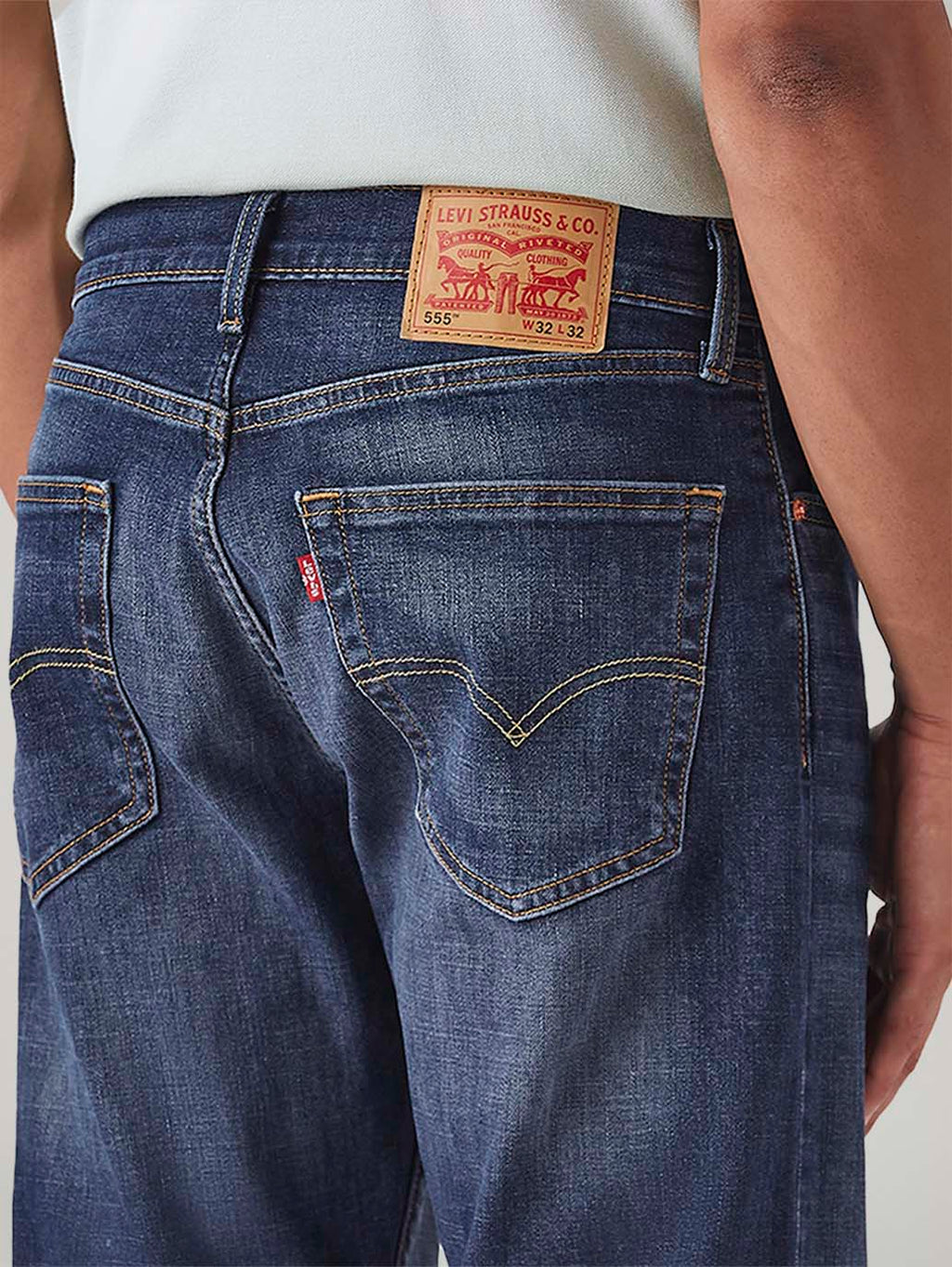 Men's 555 Dark Blue Relaxed Straight Fit Mid Rise Cross Hatch Jeans