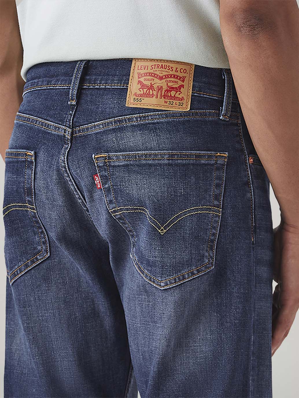 Men's 555 Dark Blue Relaxed Straight Fit Mid Rise Cross Hatch Jeans