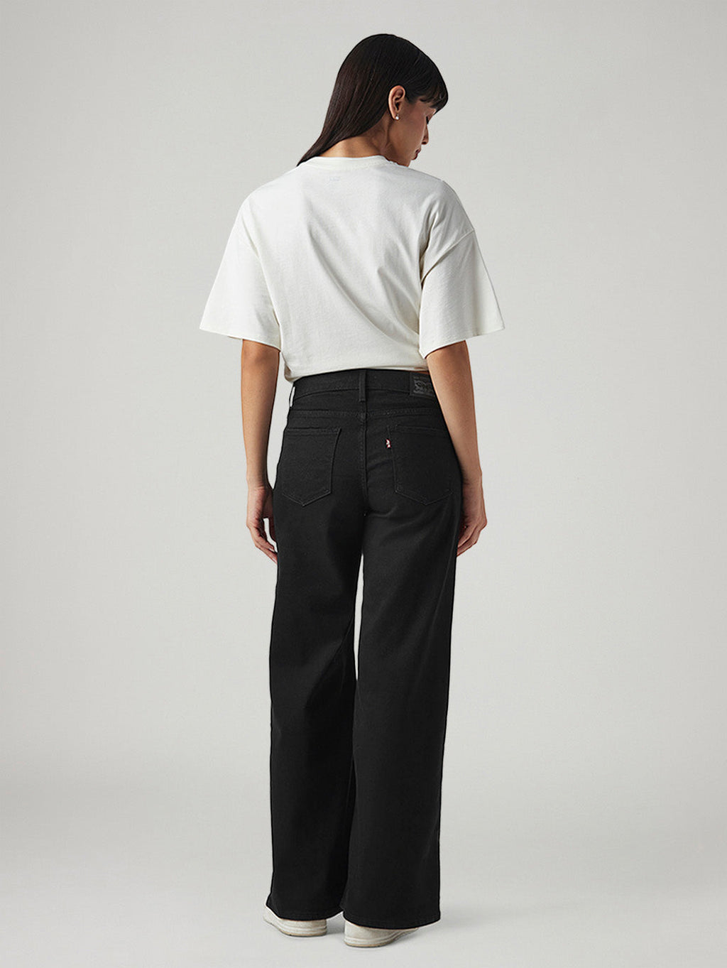 Women's 318 Black Wide Leg Fit Mid Rise Jeans