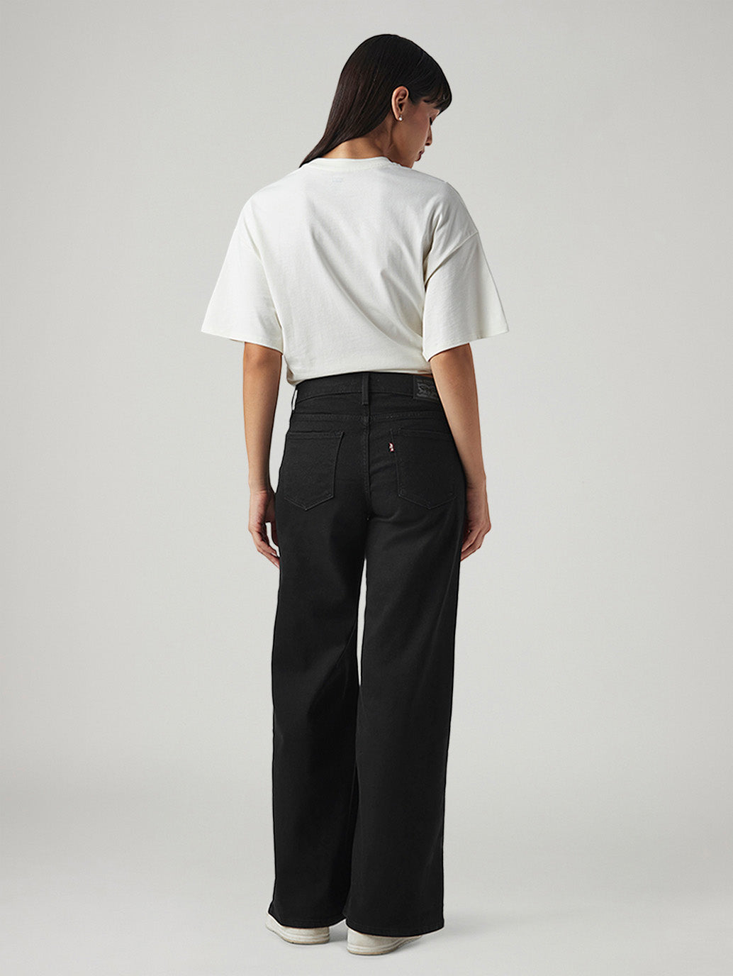 Women's 318 Black Wide Leg Fit Mid Rise Jeans
