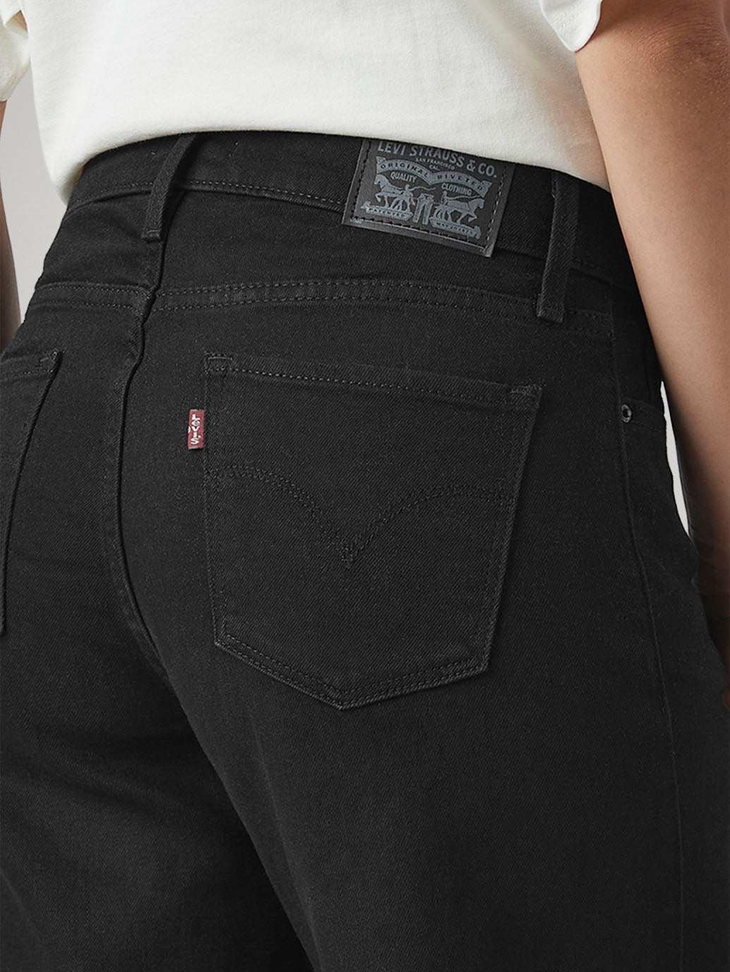 Women's 318 Black Wide Leg Fit Mid Rise Jeans