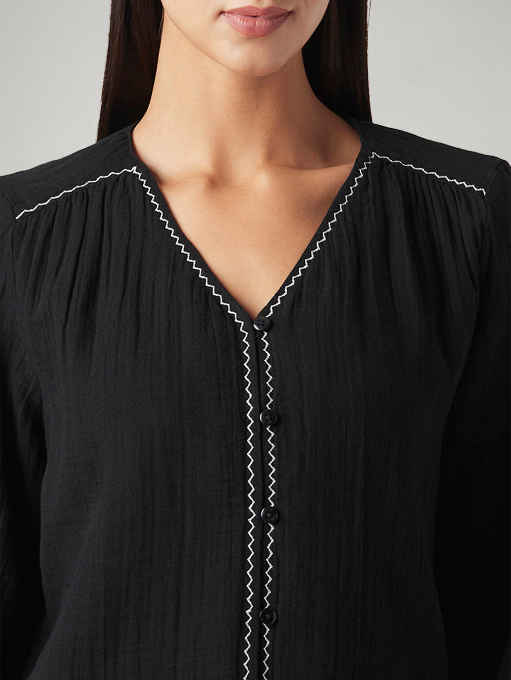 Women's Solid Regular Fit Top