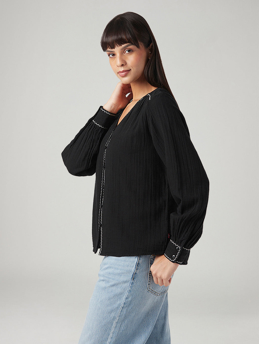 Women's Solid Regular Fit Top