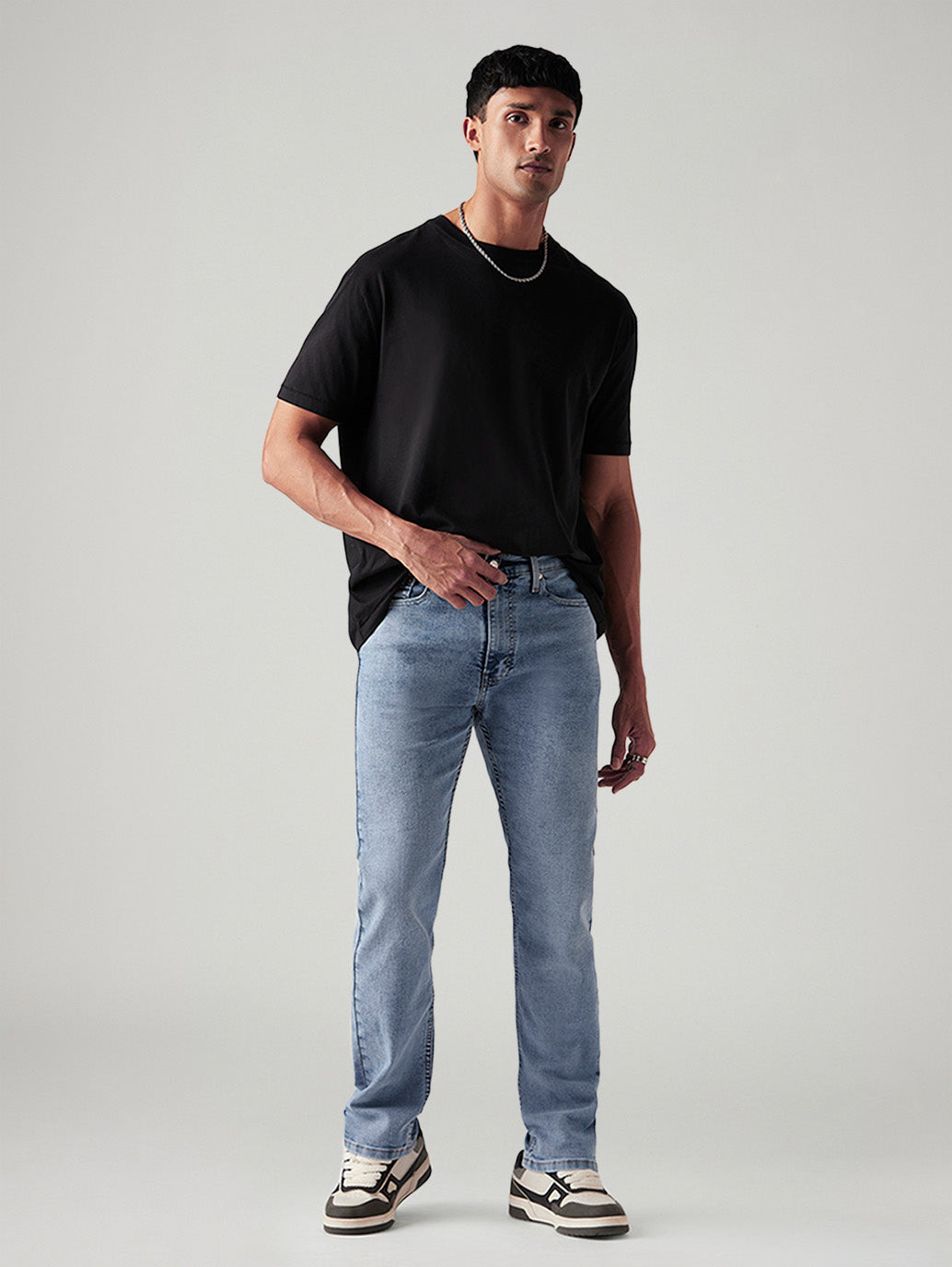Men's 513 Light Indigo Slim Straight Fit Mid Rise Jeans