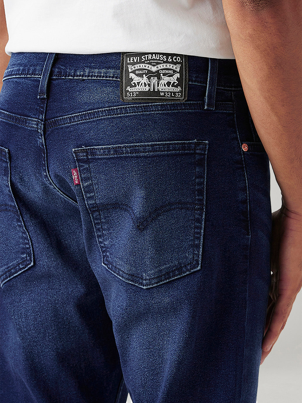 Men's 513 Dark Indigo Slim Straight Fit Mid Rise Jeans