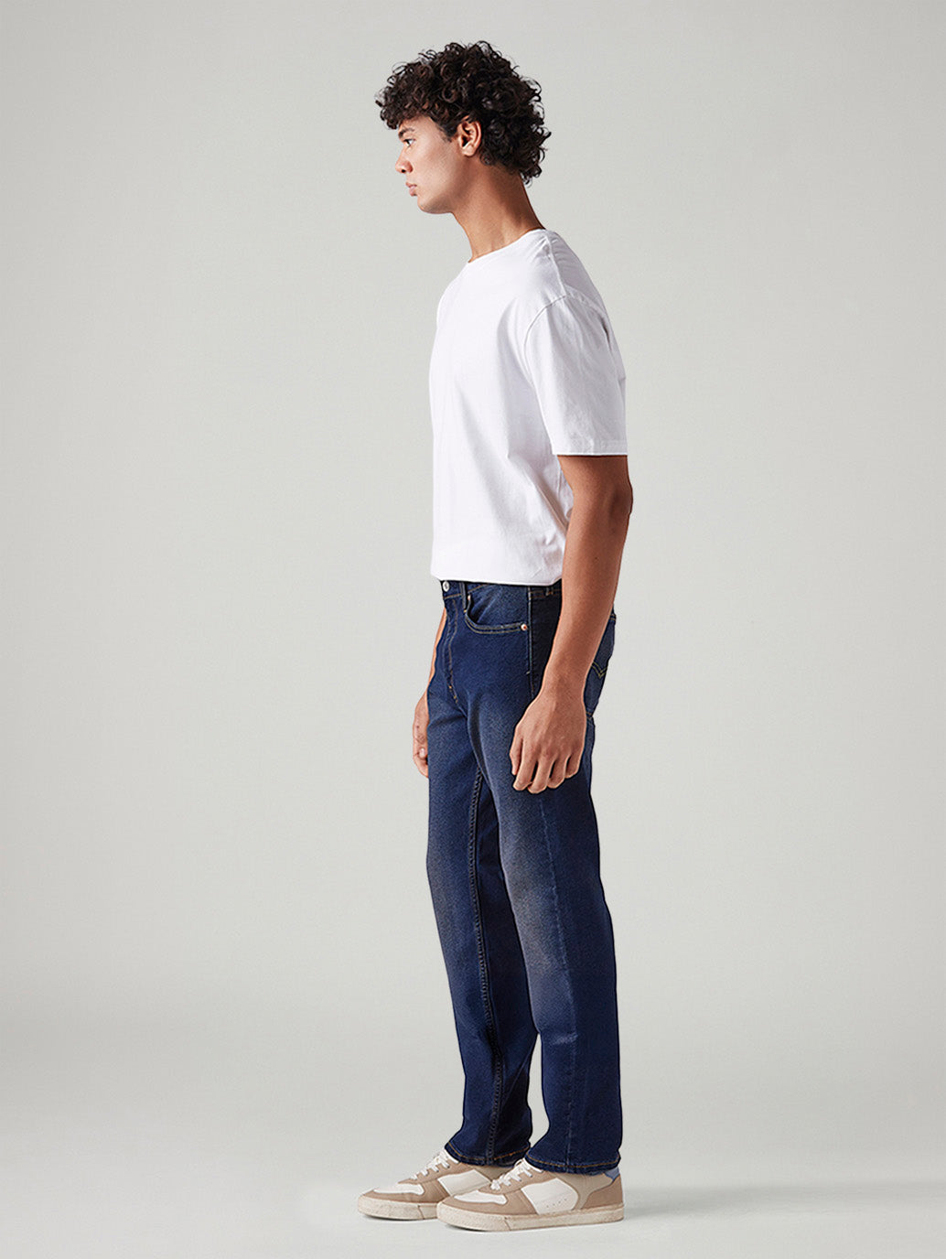 Men's 513 Dark Blue Slim Straight Fit Mid Rise Tinted Jeans
