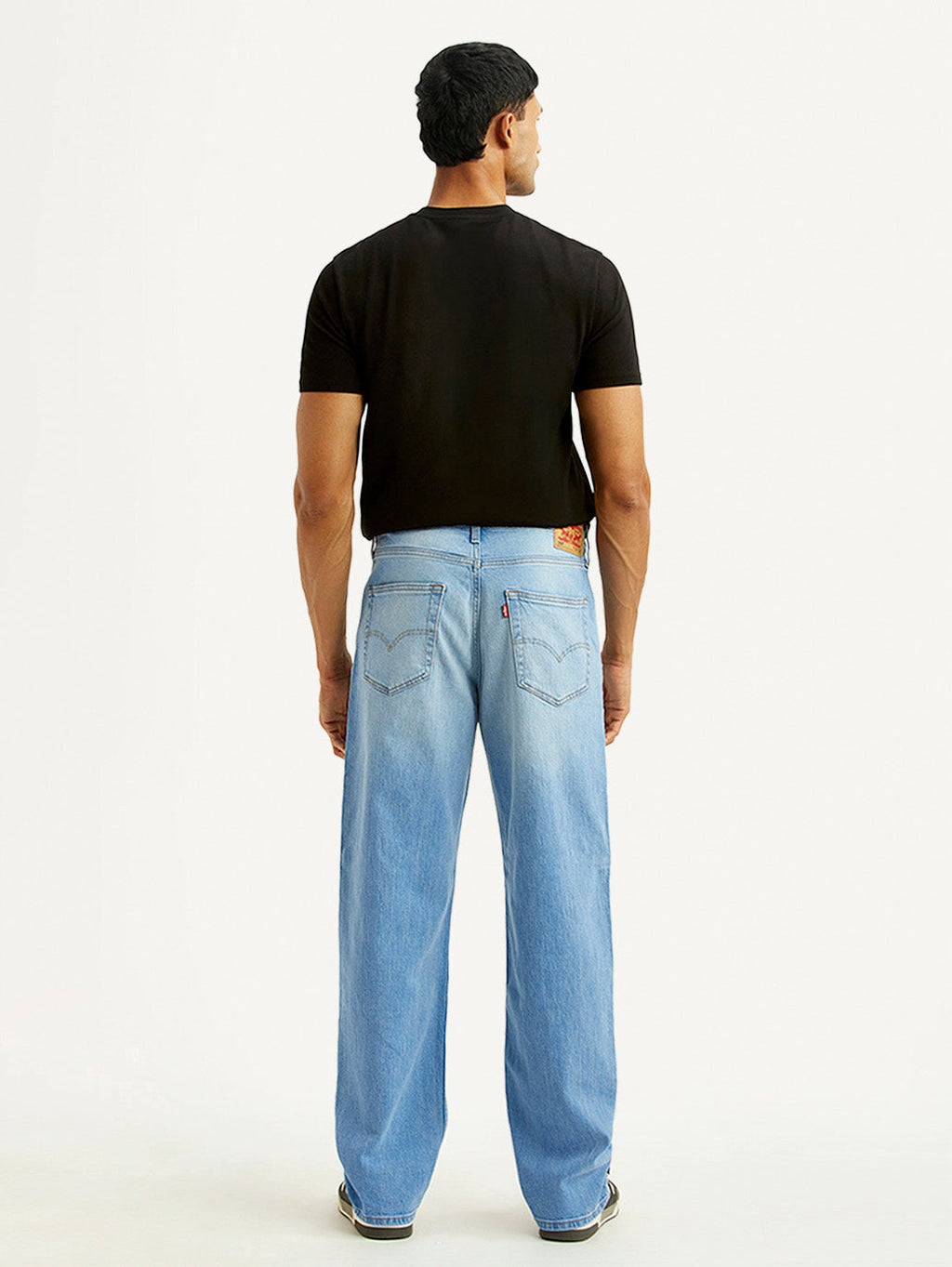 Men's 568 Light Blue Loose Fit Mid Rise Jeans