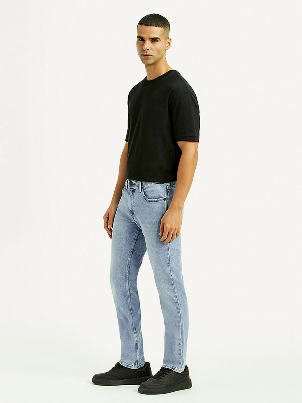 Men's 511 Light Blue Slim Fit Mid Rise Jeans