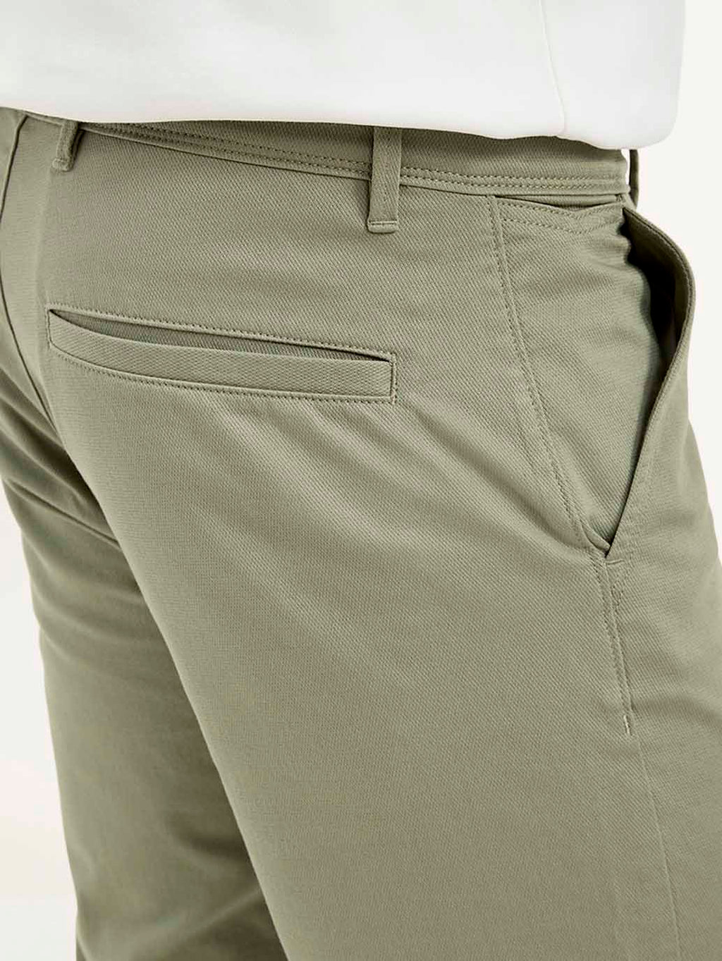 Men's Green Authentic Straight Fit Chino Pants