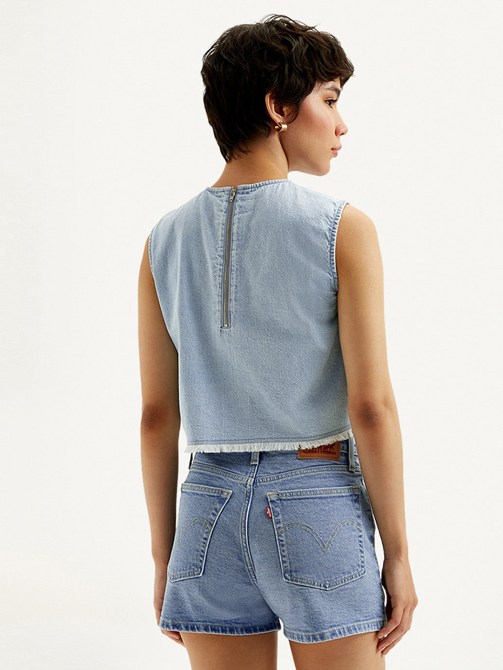Women's Solid Light Blue Round Neck Denim Crop Top