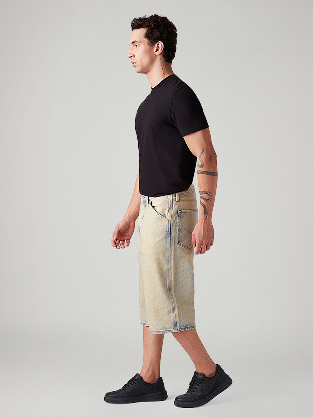 Men's 568 Light Blue Loose Fit Mid Rise Shorts
