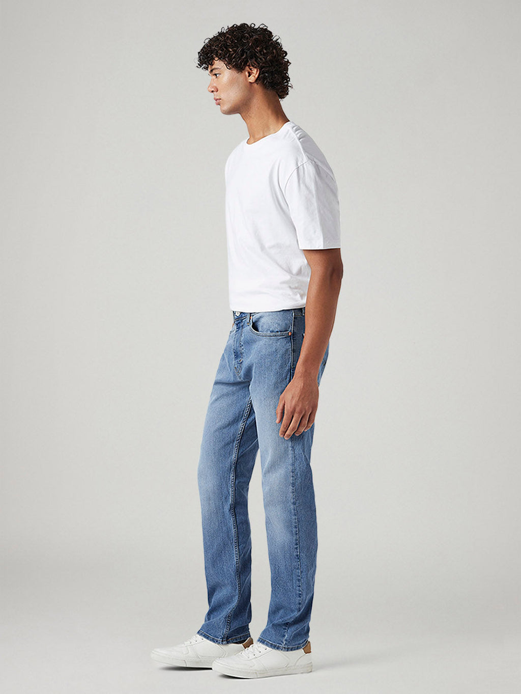 Men's 505 Med Indigo Straight Fit Mid Rise Jeans