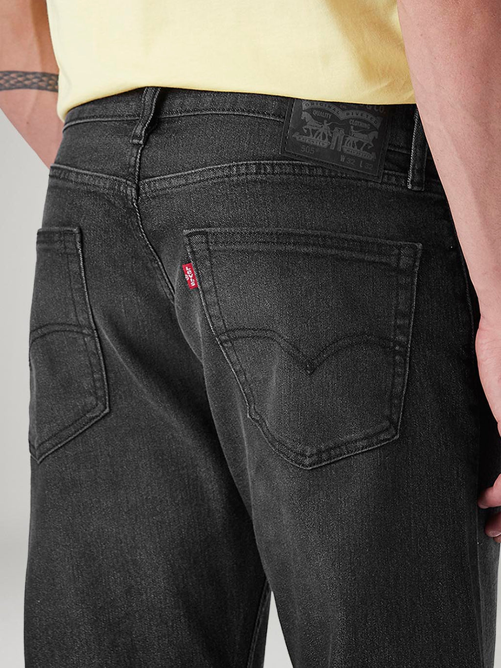 Men's 505 Black Straight Fit Mid Rise Jeans