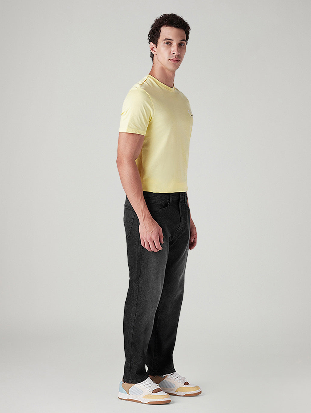Men's 505 Black Straight Fit Mid Rise Jeans