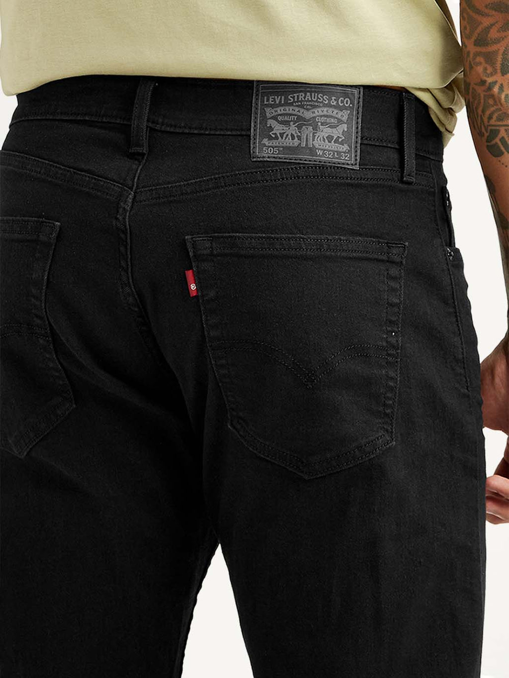 Men's 505 Black Straight Fit Mid Rise Jeans