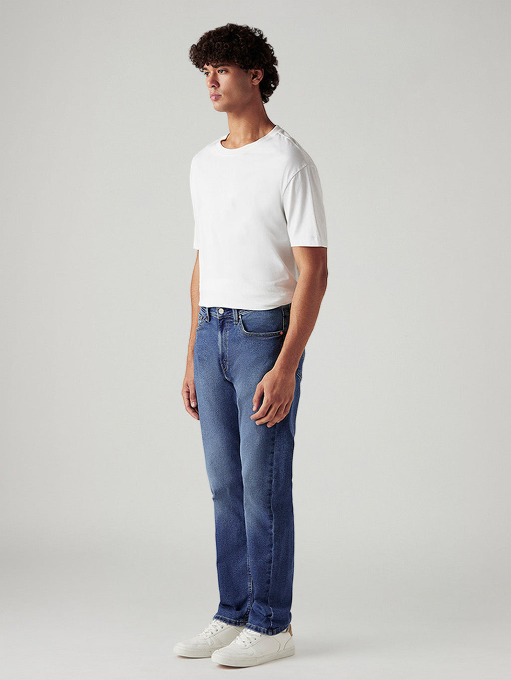 Men's 505 Med Indigo Straight Fit Mid Rise Jeans