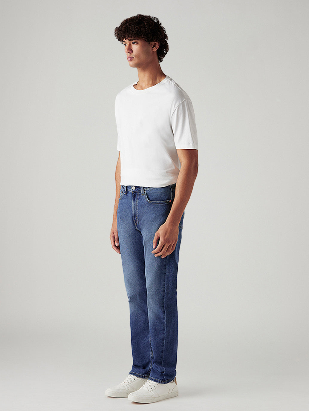 Men's 505 Med Indigo Straight Fit Mid Rise Jeans