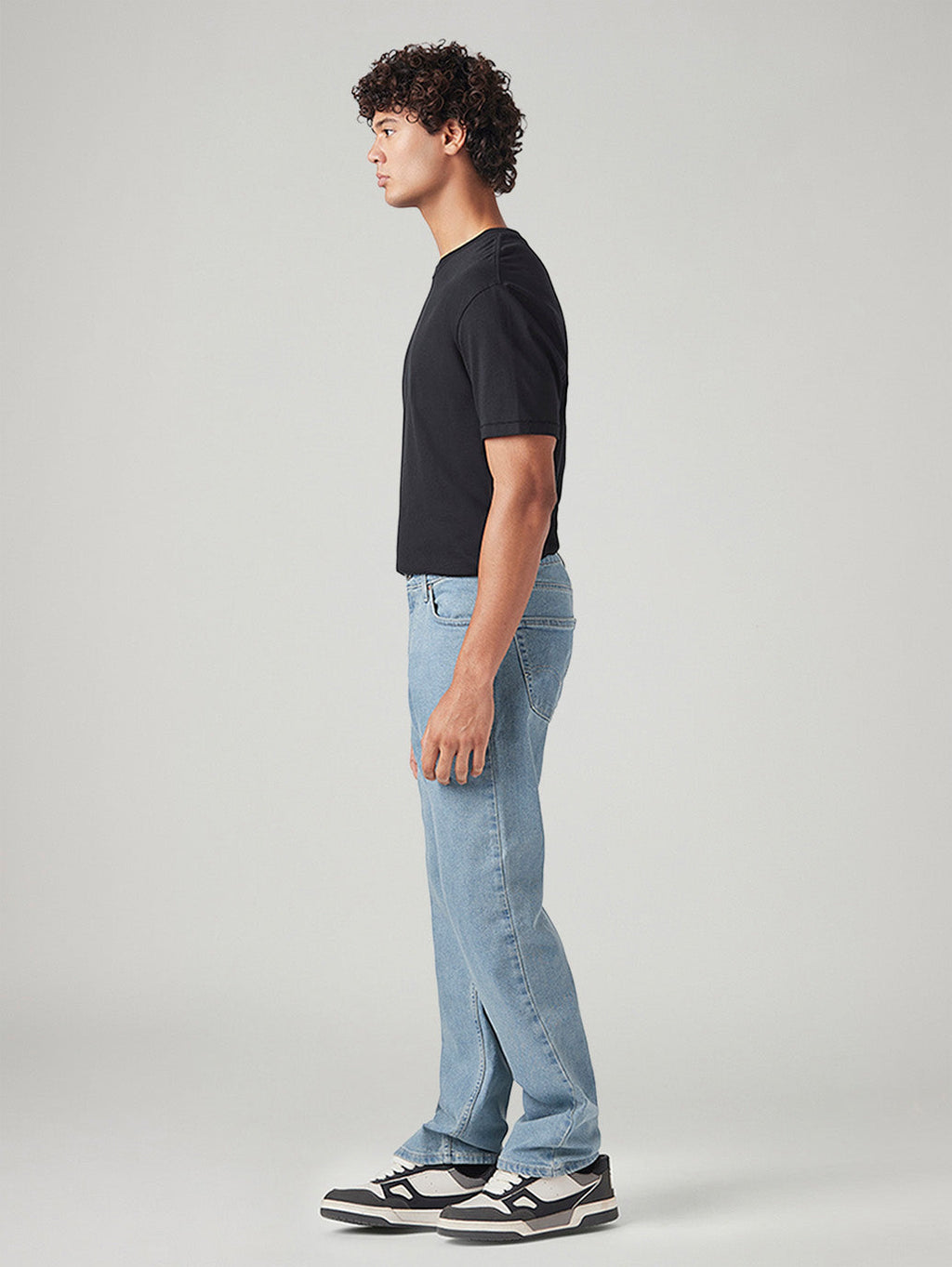 Men's 555 Light Blue Relaxed Straight Fit Mid Rise Tinted Jeans