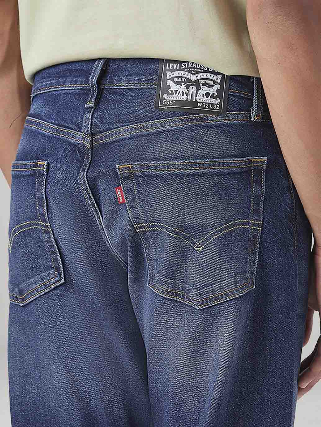Men's 555 Blue Relaxed Straight Fit Mid Rise Jeans