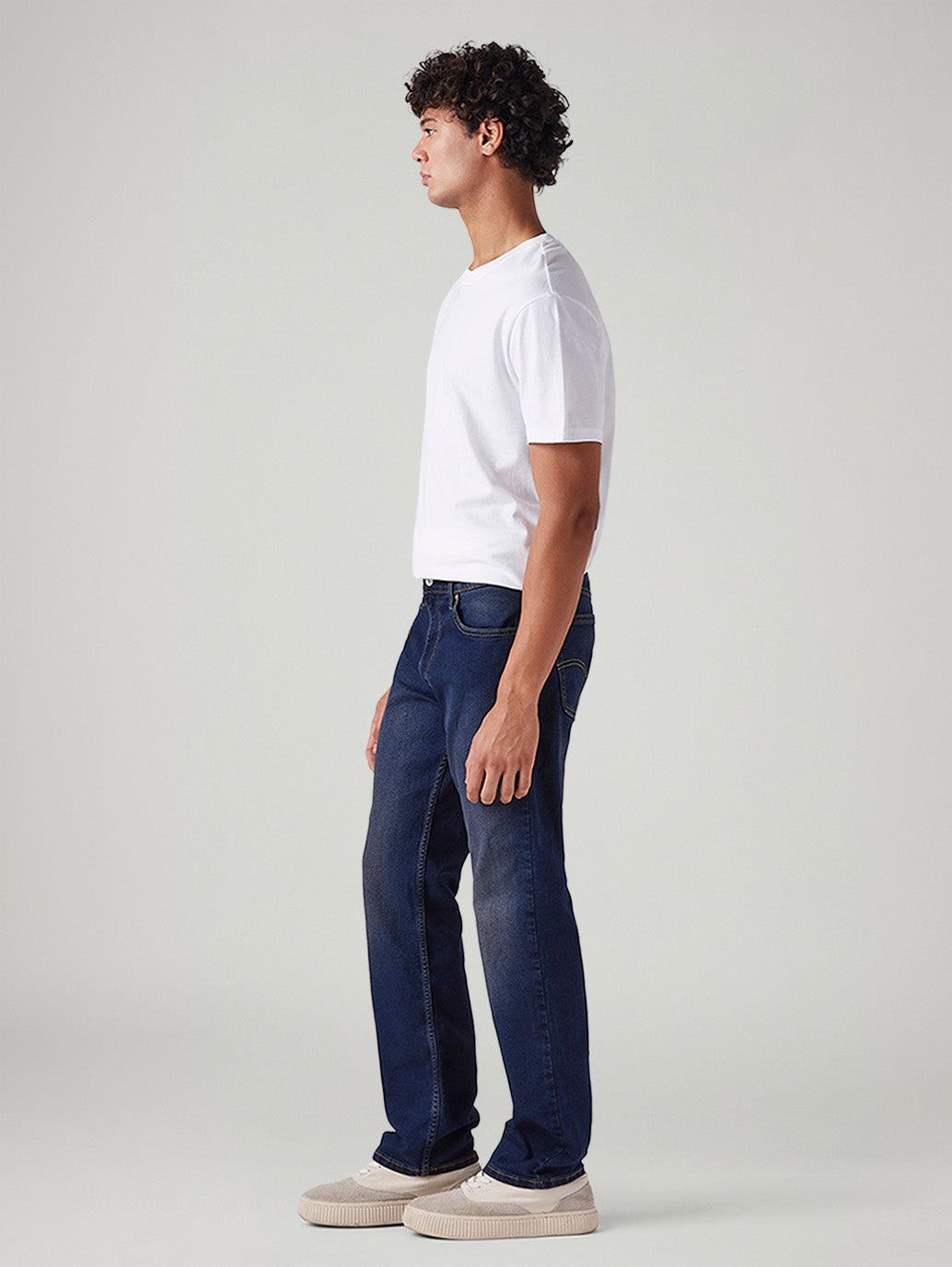 Men's 555 Dark Blue Relaxed Straight Fit Mid Rise Tinted Jeans