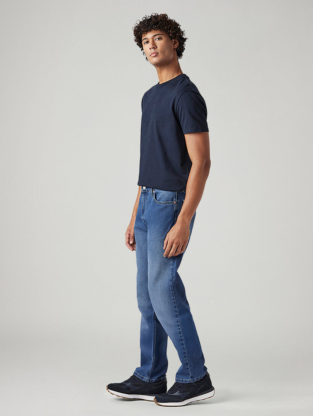 Men's 555 Blue Relaxed Straight Fit Mid Rise Jeans