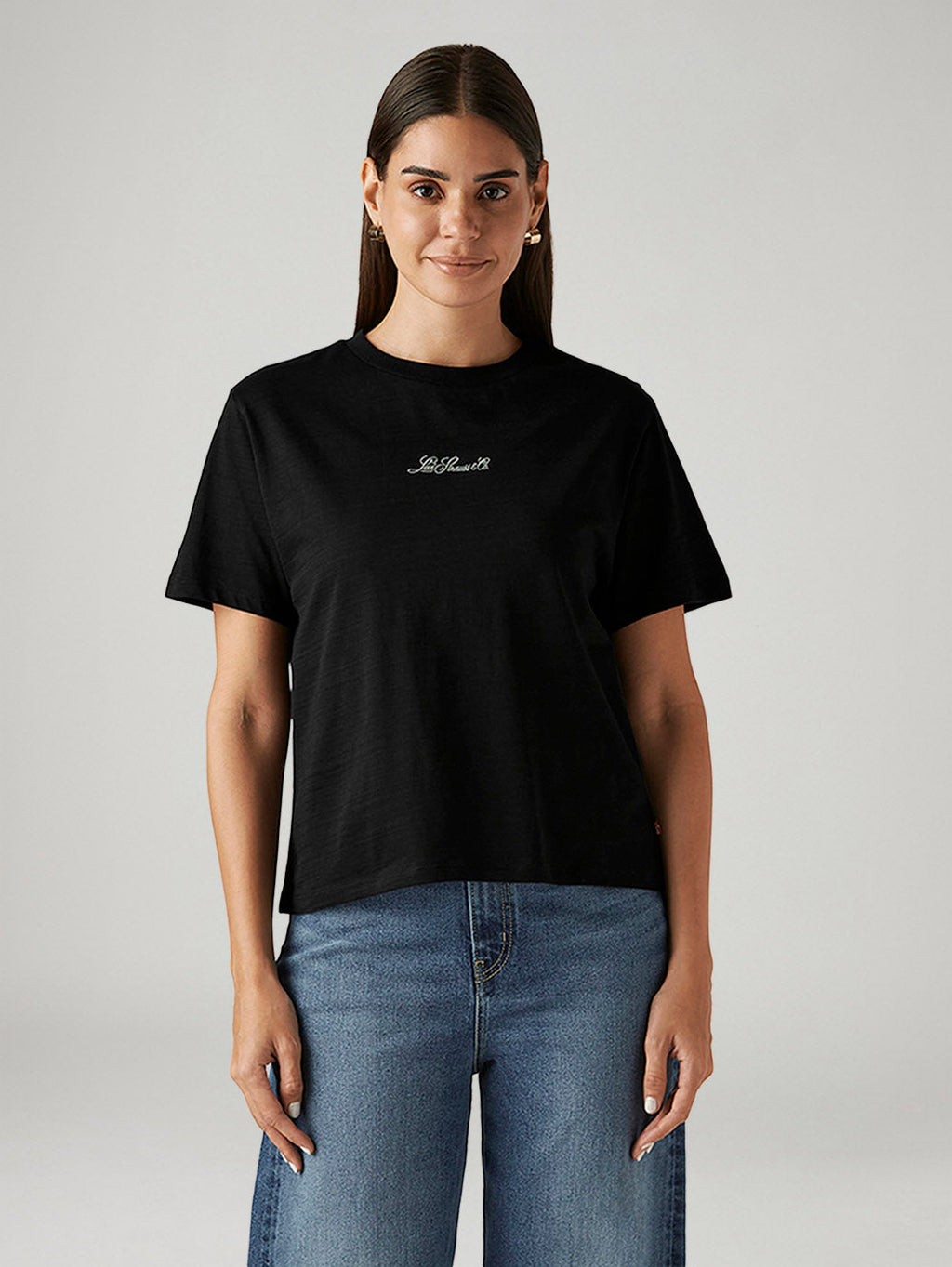 Women's Solid Black Relaxed Fit T-shirt