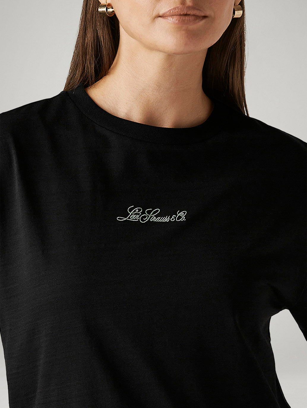 Women's Solid Black Relaxed Fit T-shirt