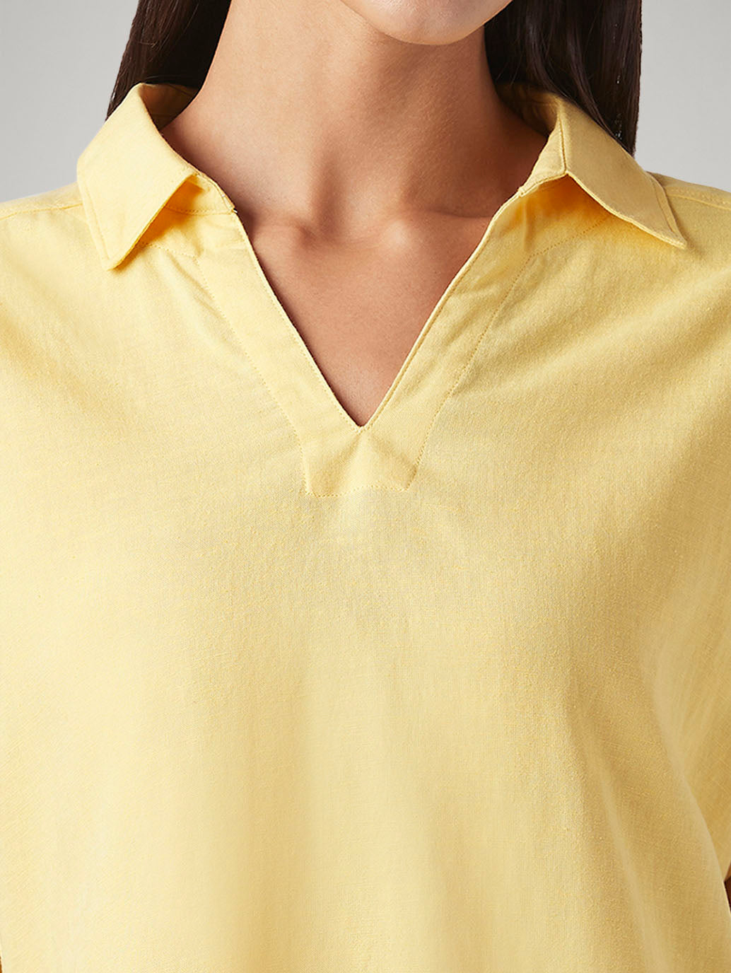 Women's Solid Relaxed Fit Linen Top