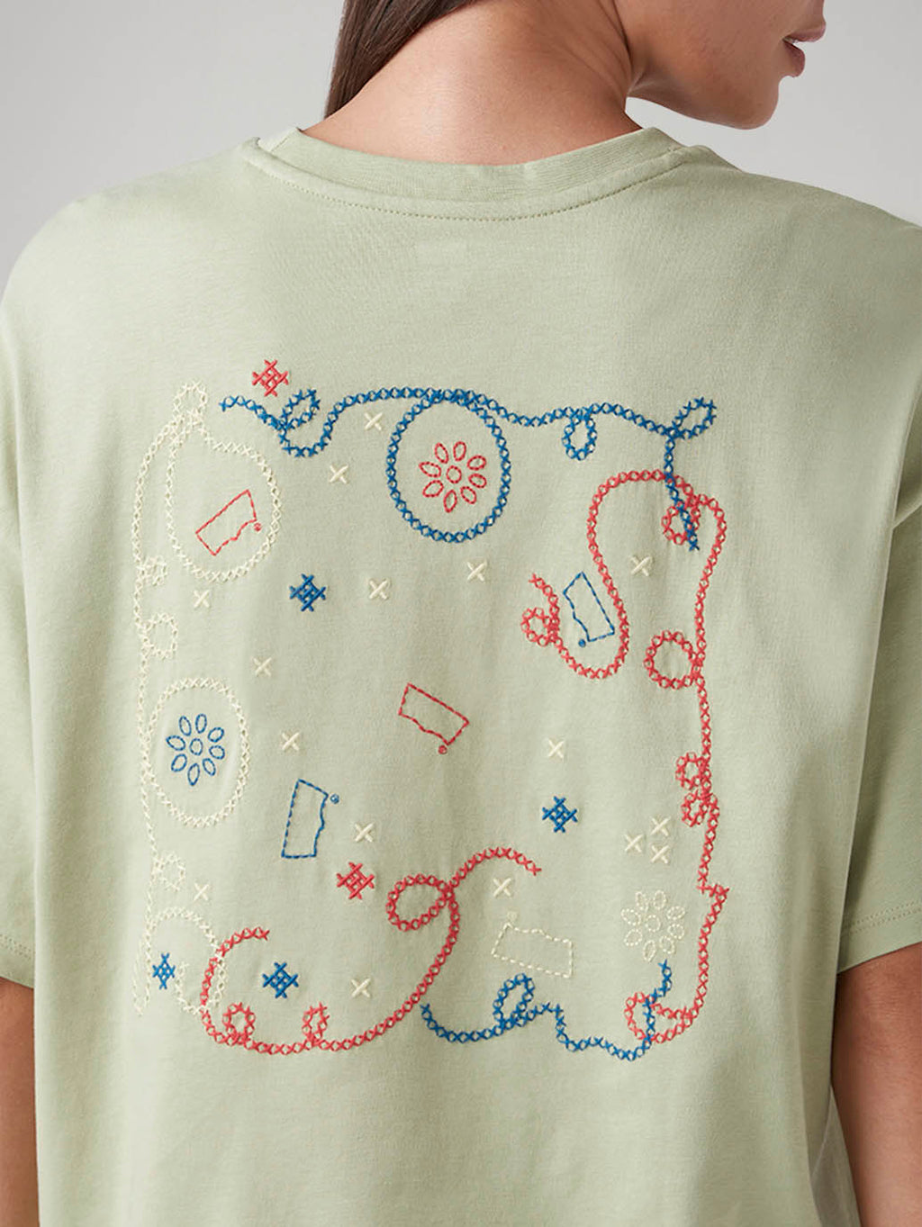 Women's Embroidered Relaxed Fit Oversize T-Shirt