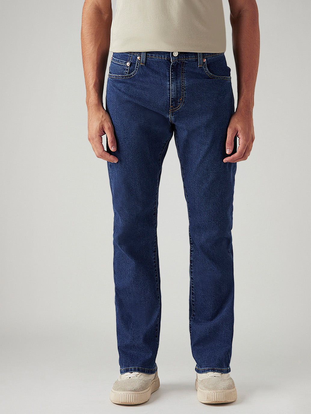 Men's 517 Med Indigo Bootcut Mid Rise Jeans