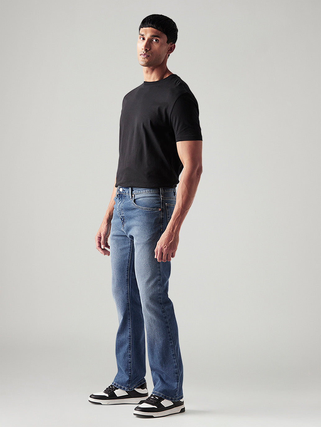 Men's 517 Med Indigo Bootcut Fit Mid Rise Jeans