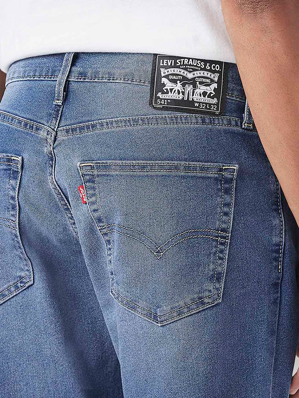 Men's 541 Blue Athletic Tapered Fit Mid Rise Jeans