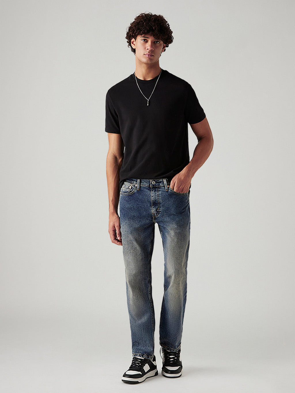 Men's Tinted 541 Med Indigo Athletic Tapered Fit Mid Rise Jeans