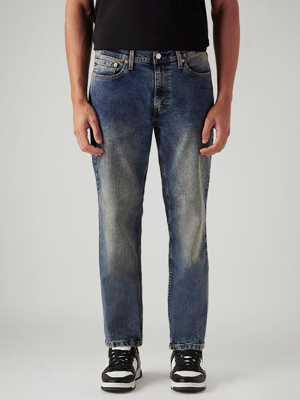 Men's Tinted 541 Med Indigo Athletic Tapered Fit Mid Rise Jeans