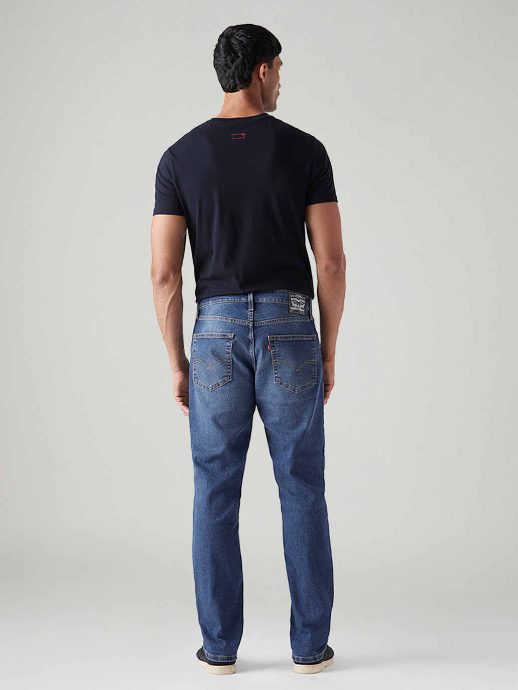 Men's 541 Med Indigo Athletic Tapered Fit Mid Rise Jeans