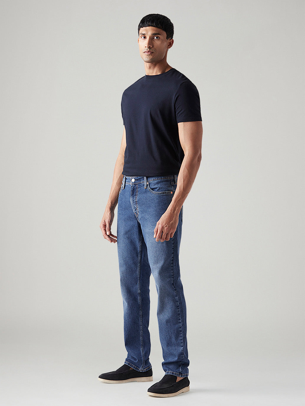 Men's 541 Med Indigo Athletic Tapered Fit Mid Rise Jeans