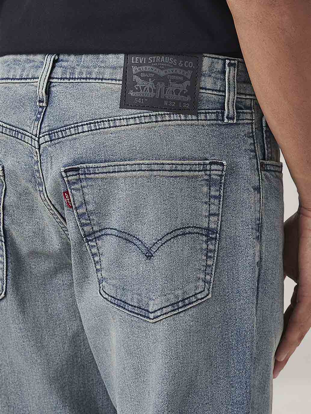 Men's 541 Med Indigo Athletic Tapered Fit Mid Rise Commuter Jeans