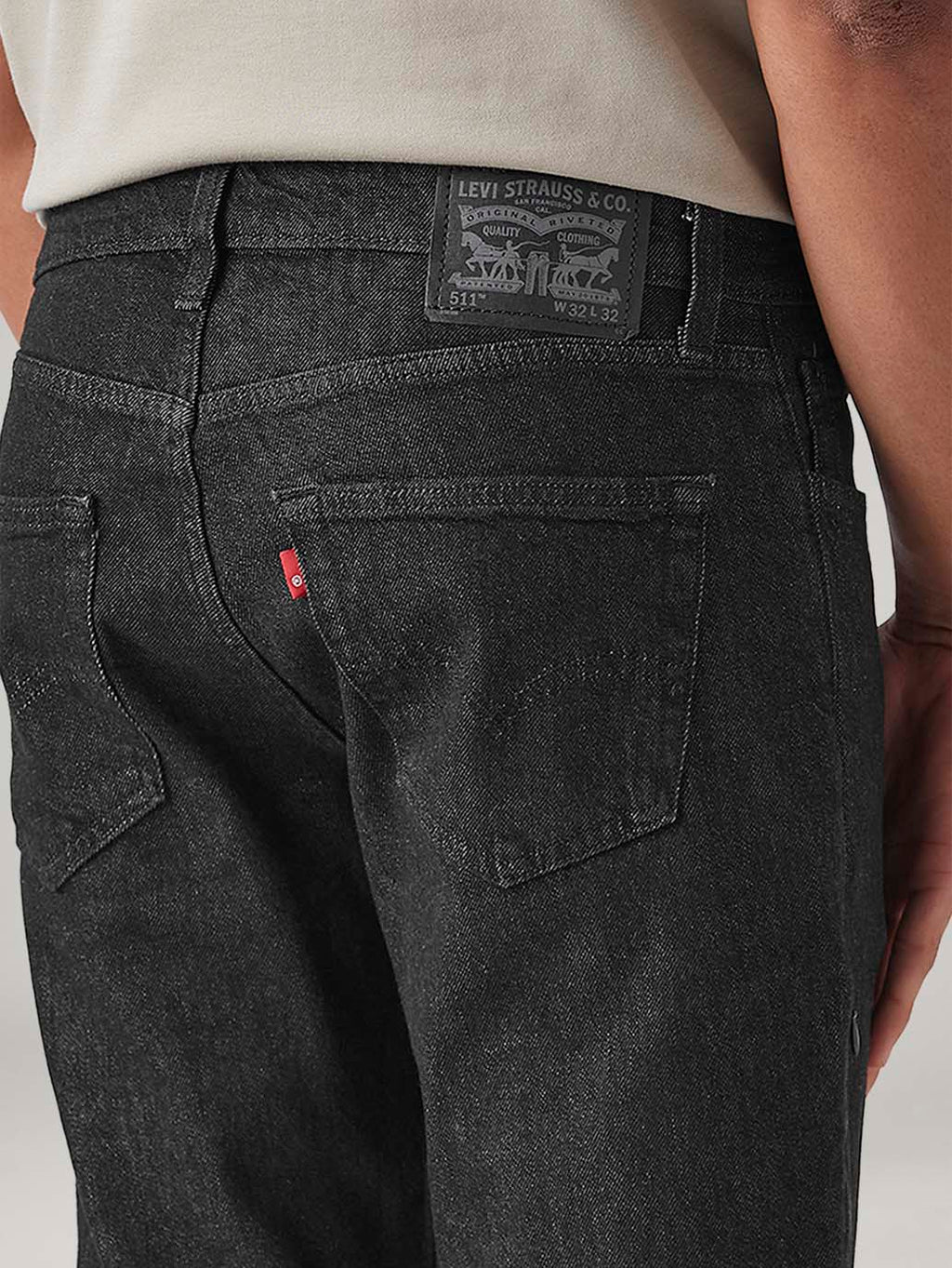 Men's 511 Black Slim Fit Mid Rise Jeans