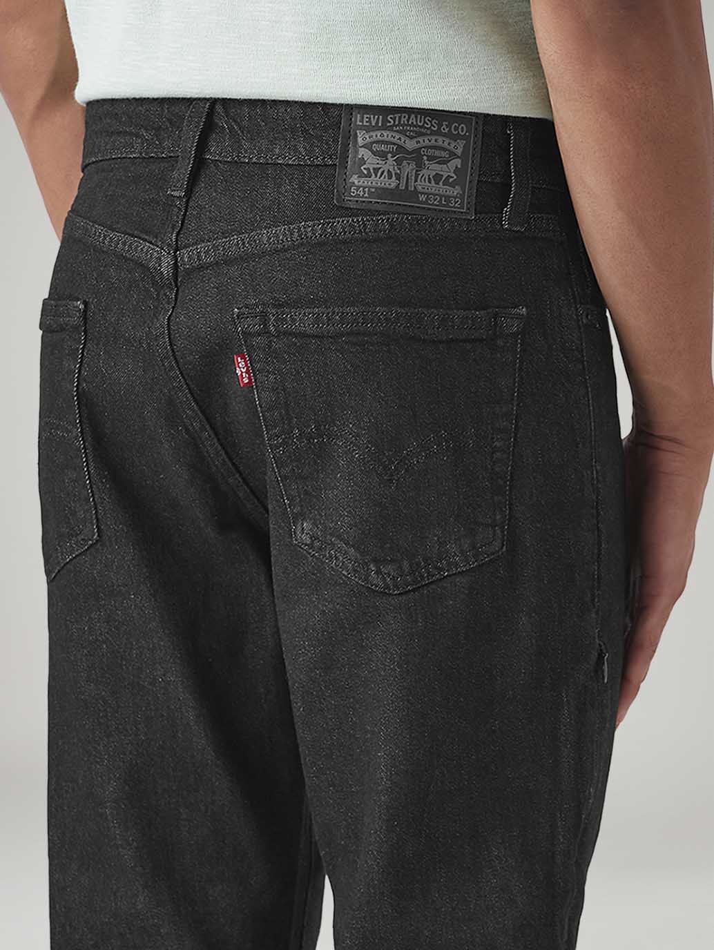 Men's 541 Black Tapered Fit Mid Rise Jeans