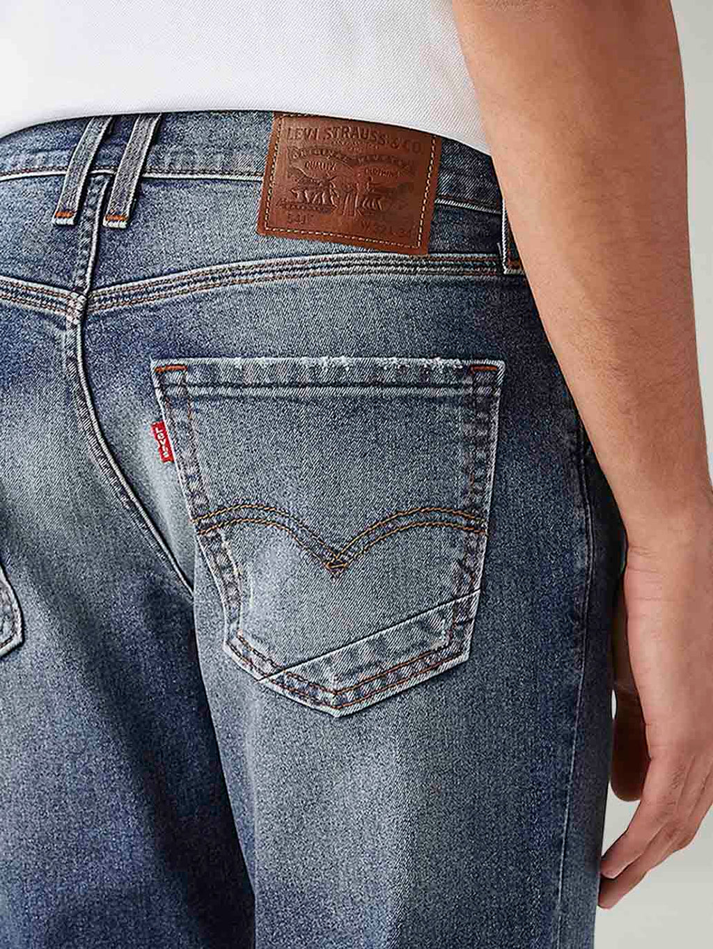 Men's 541 Blue Athletic Tapered Fit Mid Rise Jeans